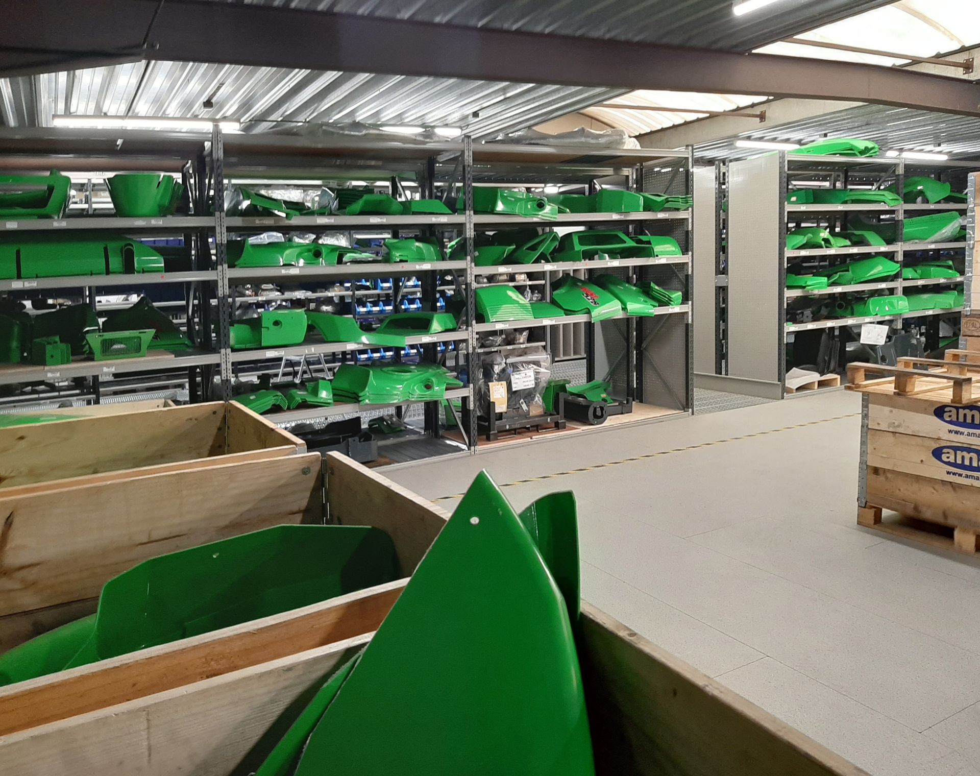 AVANT_Machinery_magazijn.jpg